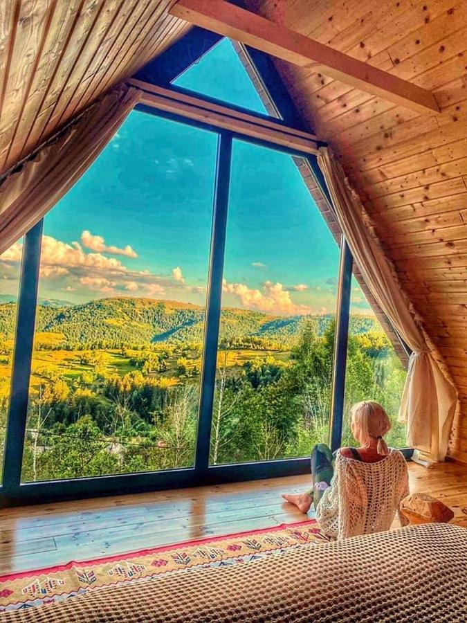 La Noi La Munte Villa Matisesti Buitenkant foto