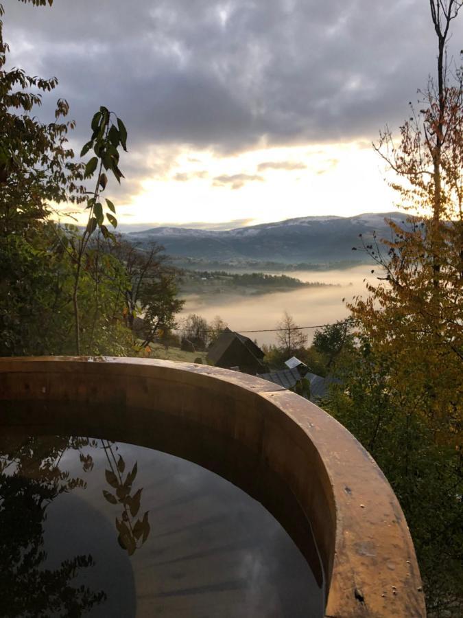 La Noi La Munte Villa Matisesti Buitenkant foto